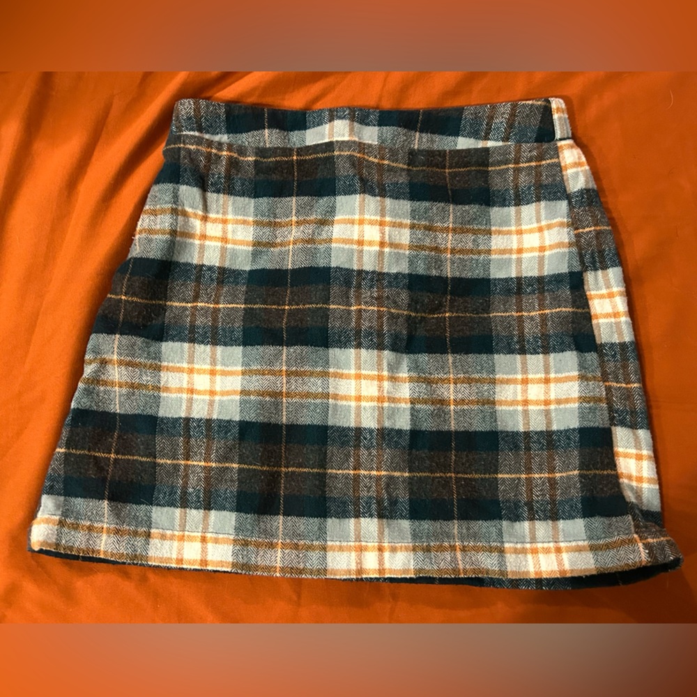 Plaid mini skirt